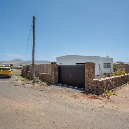 Holiday home Dharma- Casa Con Encanto La Oliva